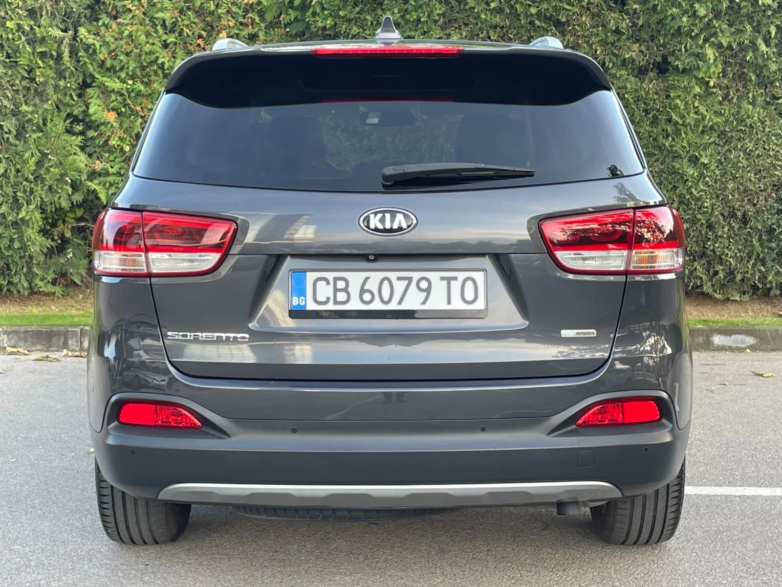 Kia Sorento 2.2 CRDi 16V - 4x4 EURO 6B - изображение 5