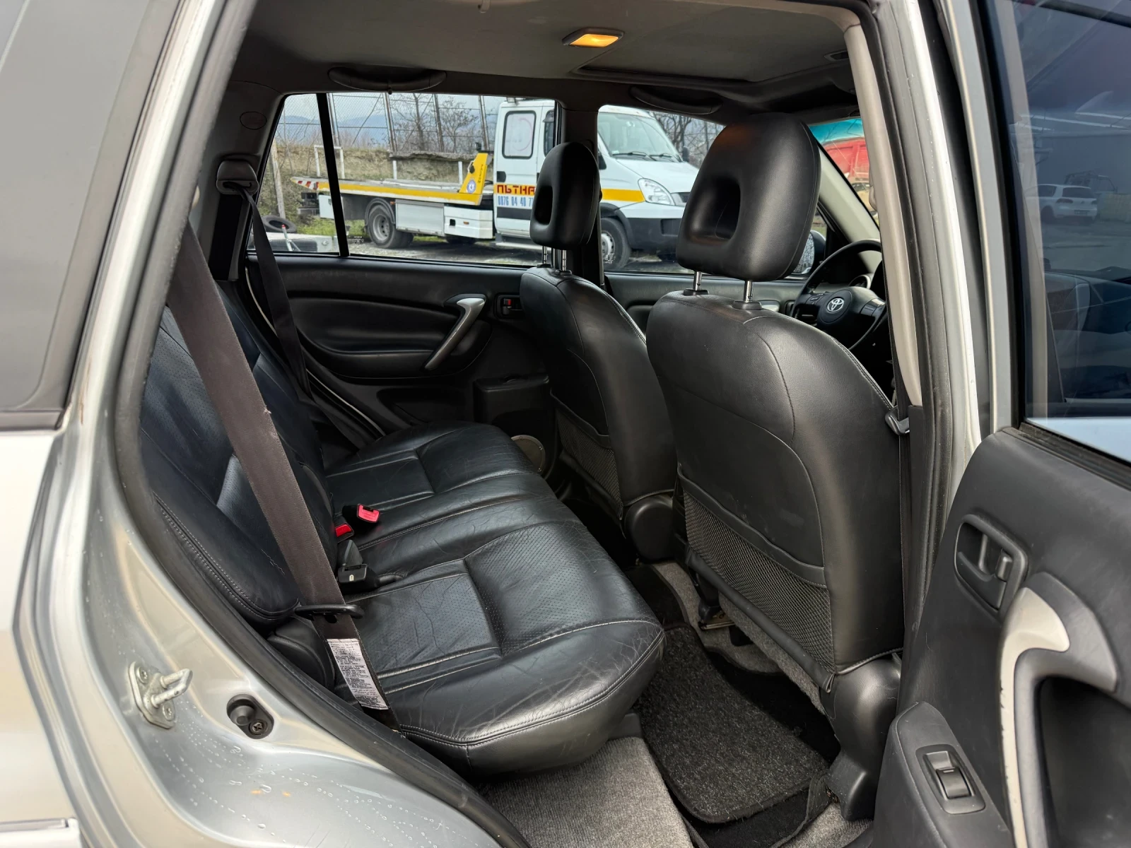 Toyota Rav4 2.0 VVTI - изображение 9