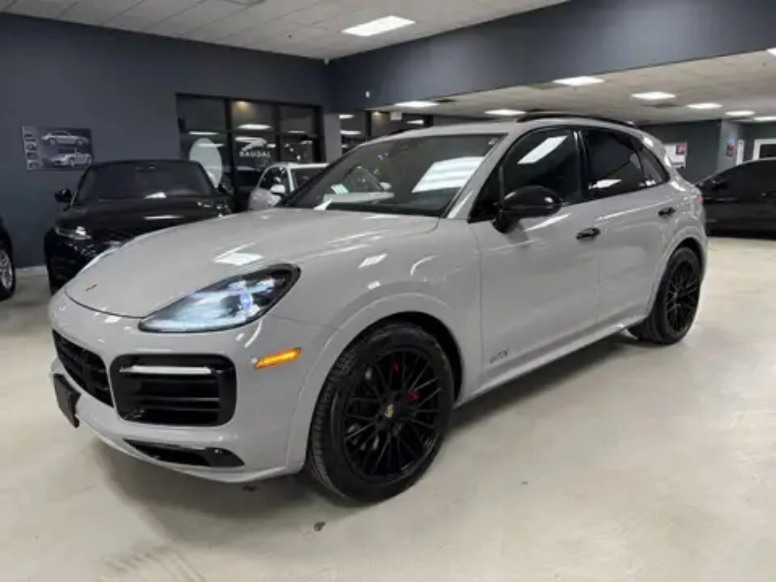 Porsche Cayenne GTS/2021/PANO/HUD/360/21'/SPORT CHRONO - изображение 4