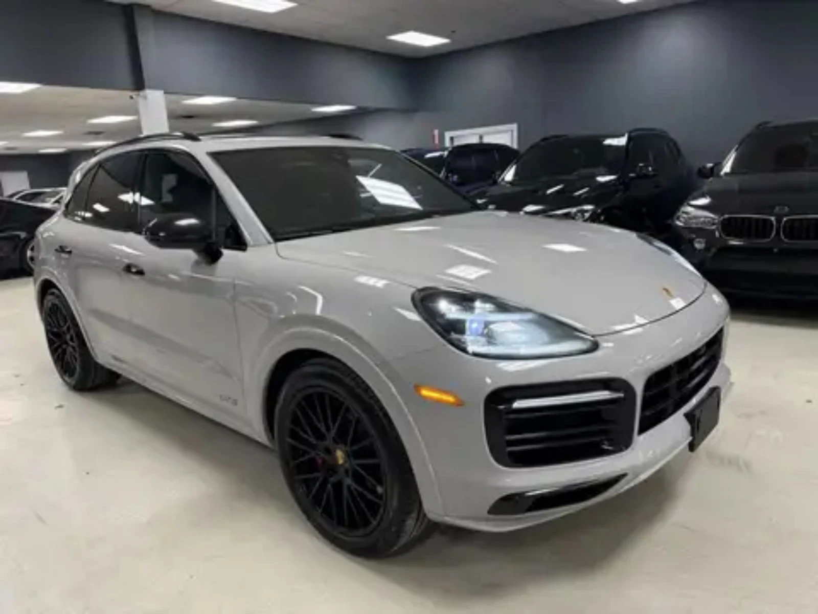 Porsche Cayenne GTS/2021/PANO/HUD/360/21'/SPORT CHRONO - изображение 3