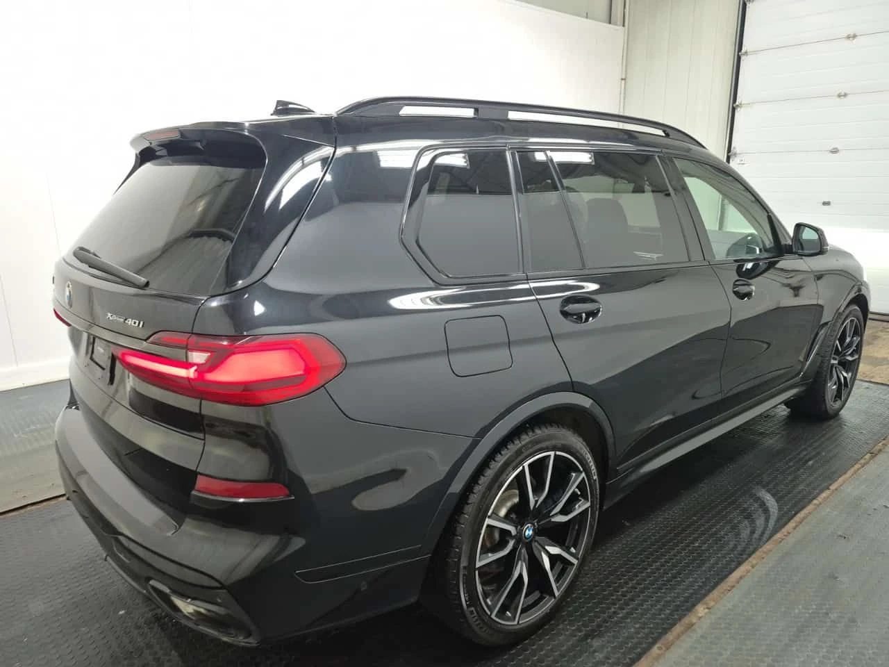 BMW X7 XDRIVE40I  CARFAX, снимка 2 - Автомобили и джипове - 53854985