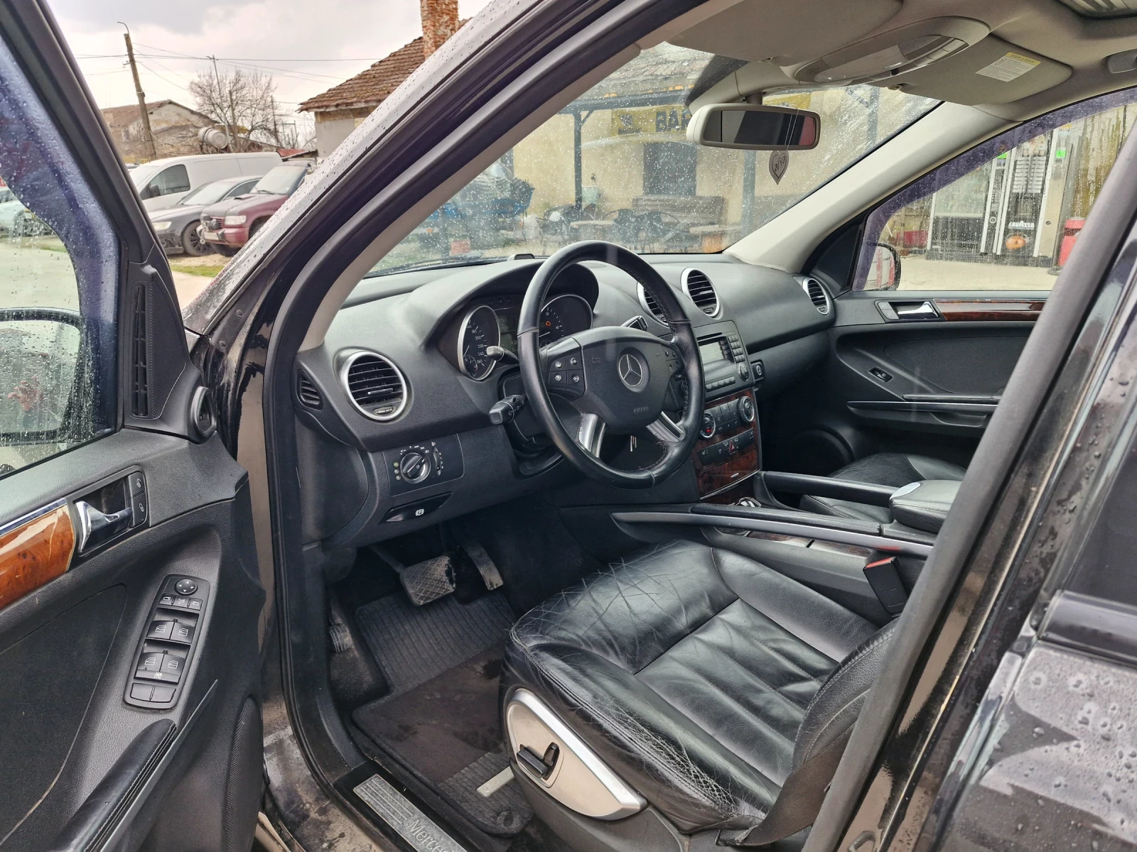 Mercedes-Benz ML 320 CDI 7G-TRONIC, снимка 9 - Автомобили и джипове - 54209710