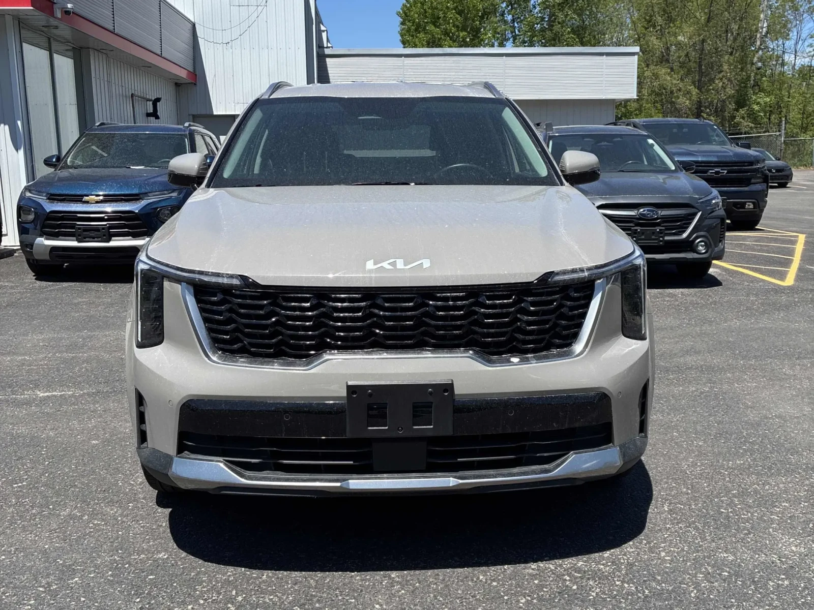 Kia Sorento AWD * 7 МЕСТЕН * Keyless * CARFAX * , снимка 2 - Автомобили и джипове - 54755779
