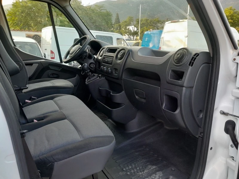 Renault Master MAXI Клима, снимка 10 - Бусове и автобуси - 46553021