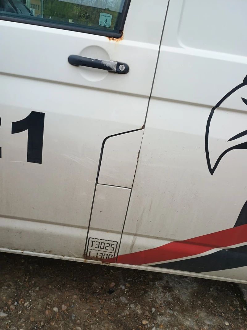 VW Transporter 1.9, снимка 7 - Бусове и автобуси - 52399474