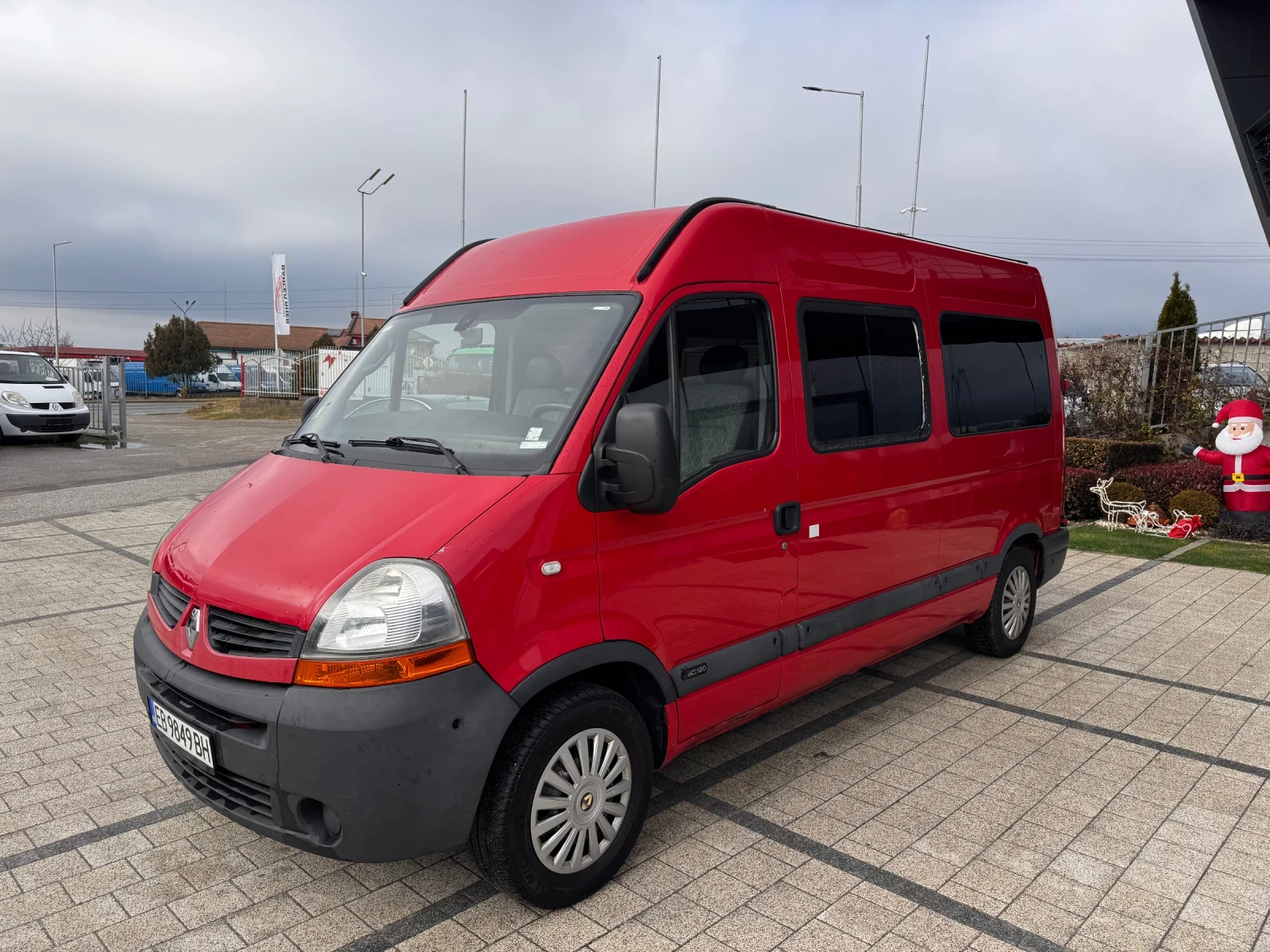 Renault Master 2.5dCI 9-местен Клима  - изображение 2