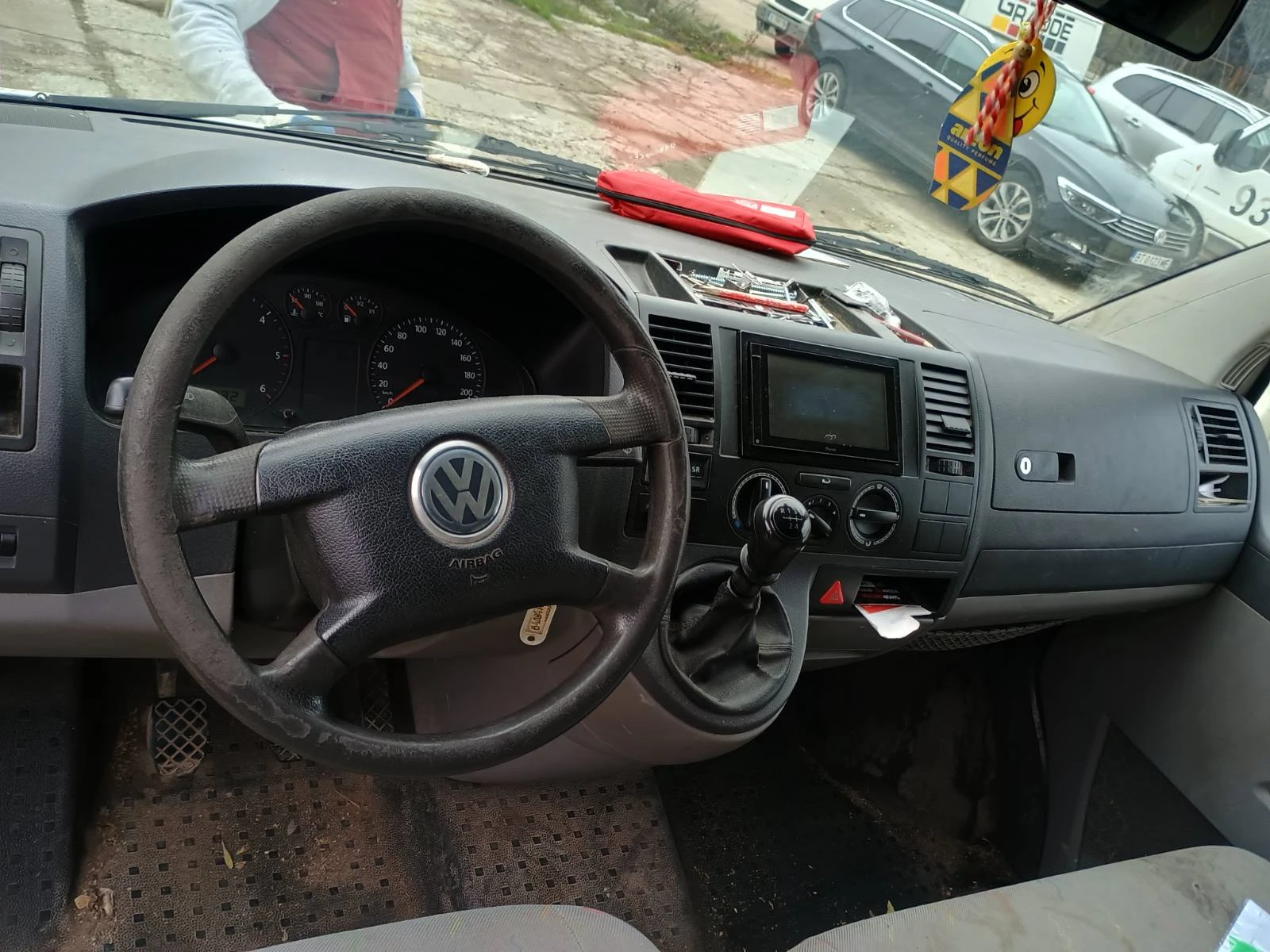 VW Transporter 1.9 - изображение 5