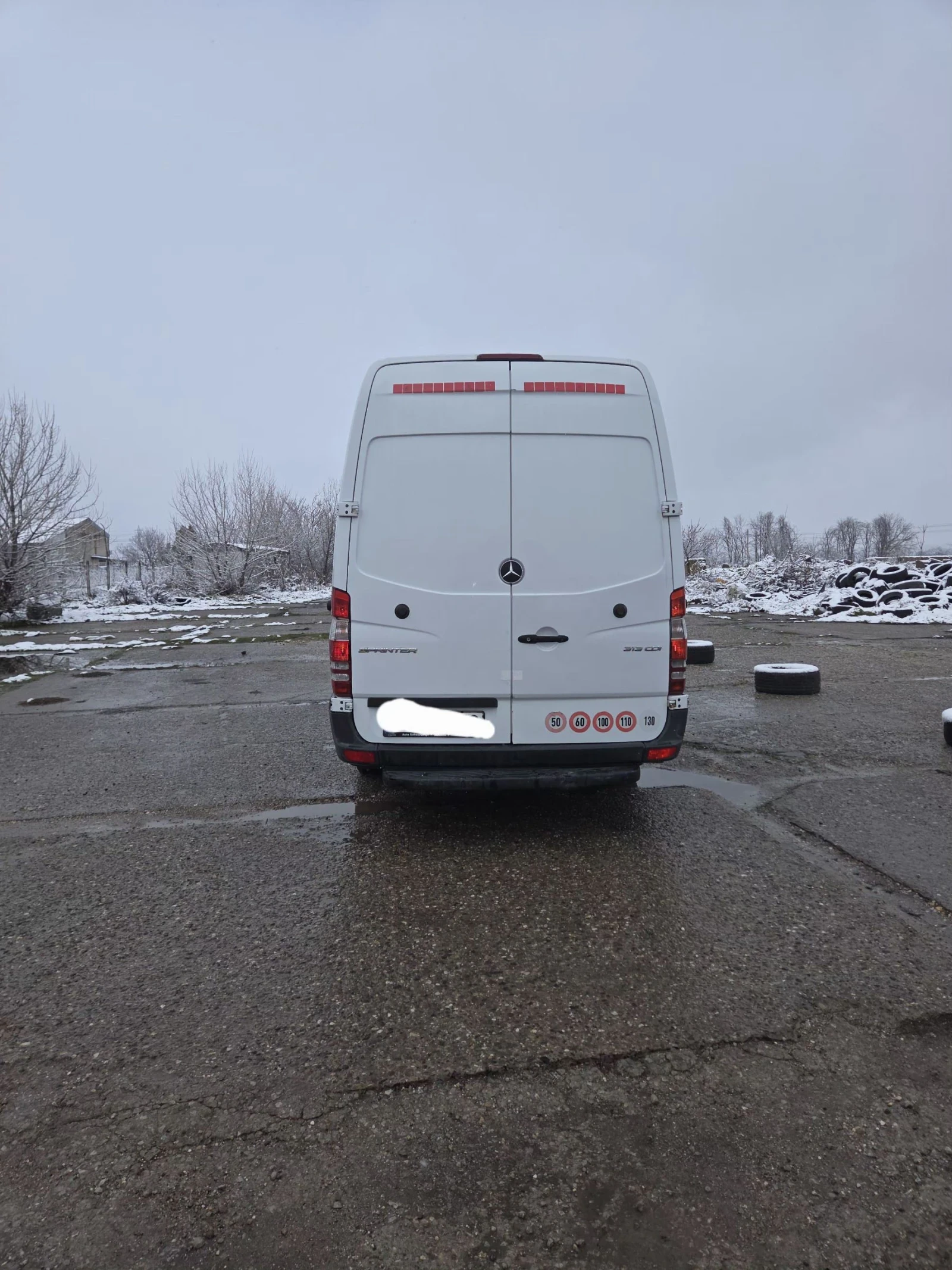 Mercedes-Benz 313  - изображение 7