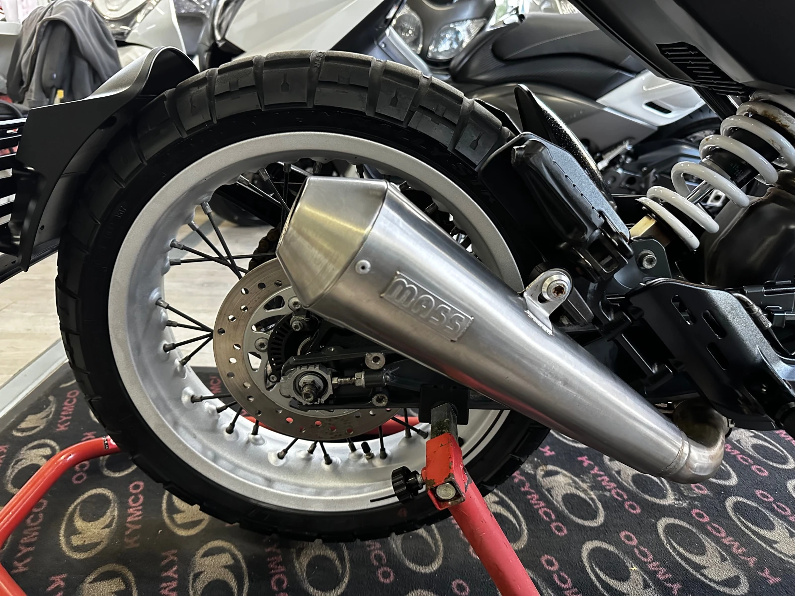 Husqvarna Svartpilen 401 ABS/LED 06.2018. | Mobile.bg   12