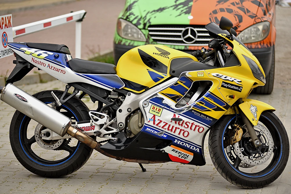 Honda Cbr F4i Sport А2 внос Германия , снимка 2 - Мотоциклети и мототехника - 53876181