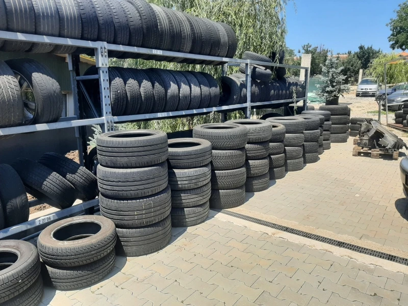 Гуми Всесезонни 225/75R15, снимка 2 - Гуми и джанти - 46274684