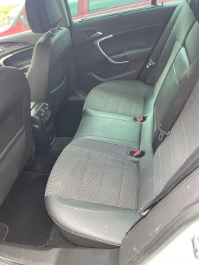Opel Insignia 2.0 CDTI  Автомат комби, снимка 8