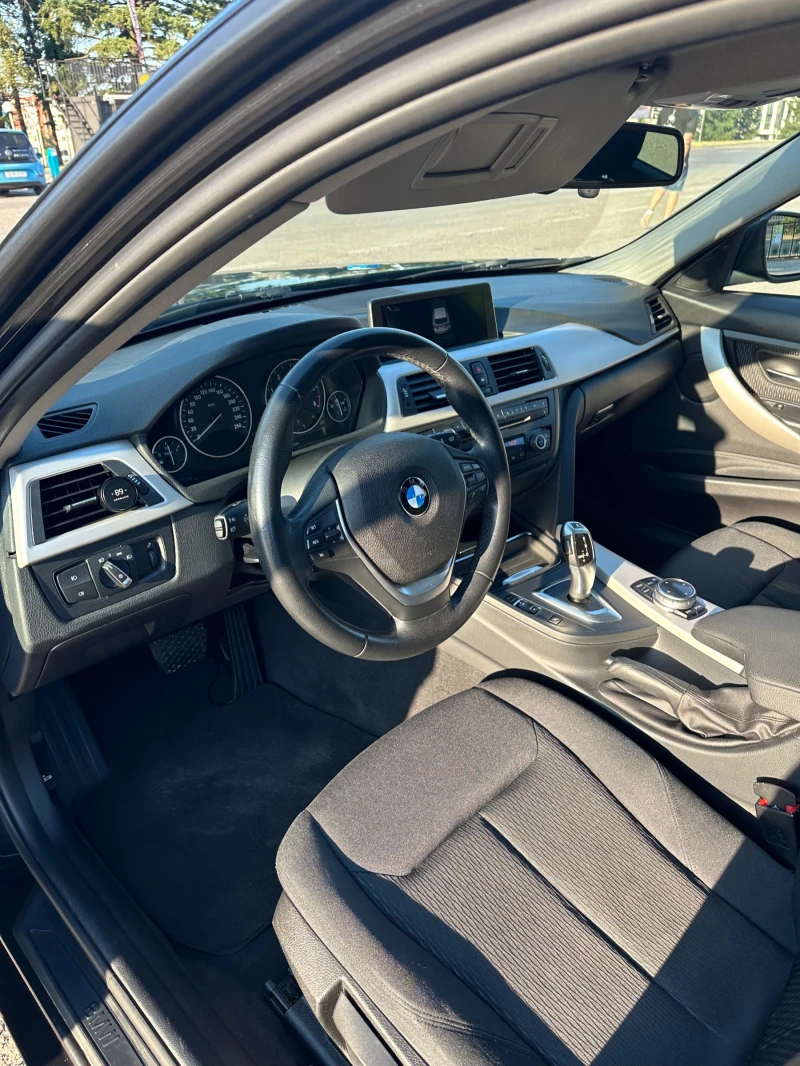 BMW 320, снимка 6 - Автомобили и джипове - 46886471