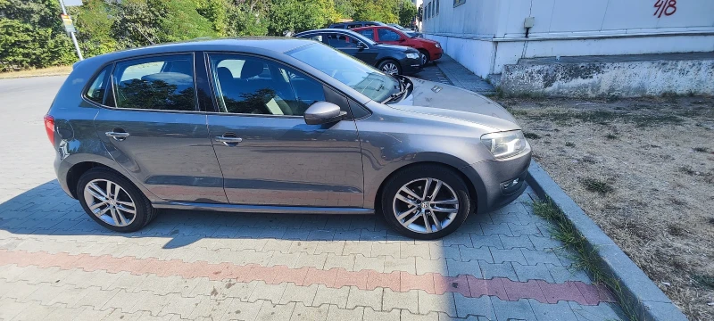 VW Polo, снимка 4 - Автомобили и джипове - 47010350