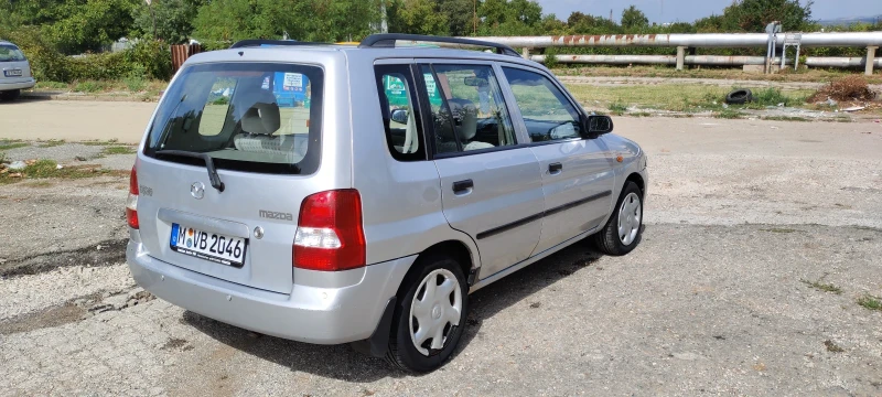 Mazda Demio 1.5 Автоматик, снимка 4 - Автомобили и джипове - 47302386