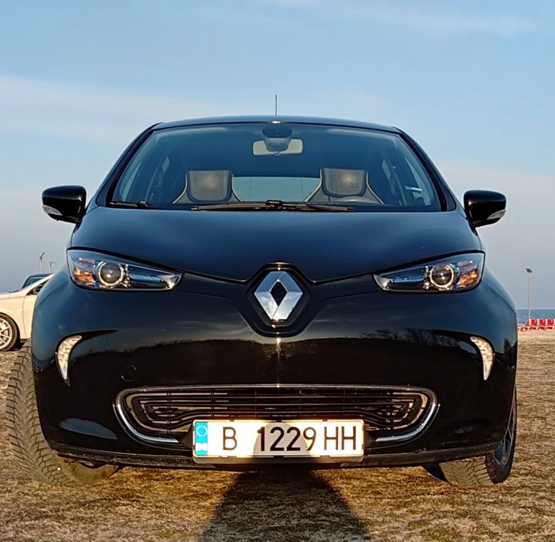 Renault Zoe, снимка 7 - Автомобили и джипове - 49425428