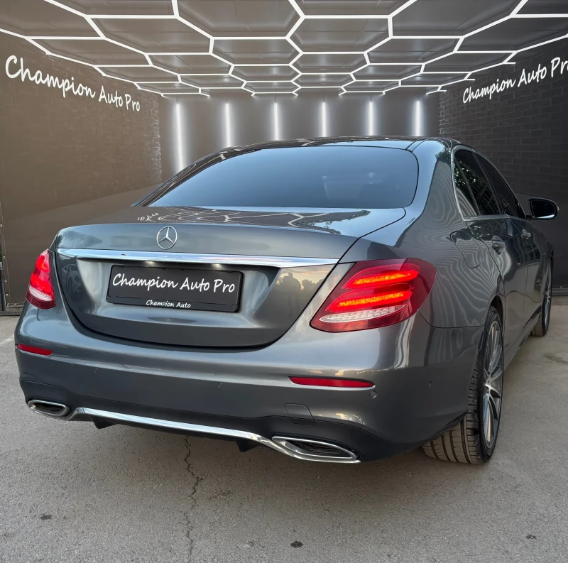 Mercedes-Benz E 220 AMG, снимка 6 - Автомобили и джипове - 50277303