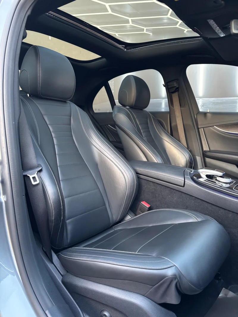 Mercedes-Benz E 220 AMG, снимка 7 - Автомобили и джипове - 50277303