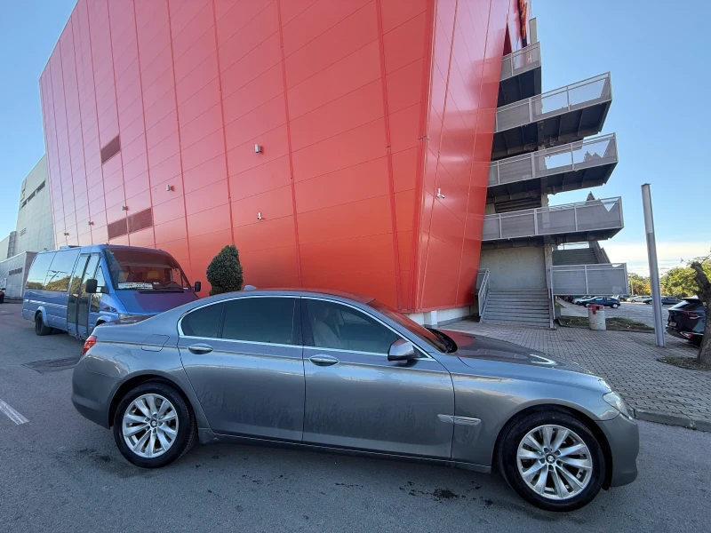 BMW 730 2013г* Уникат* Като* НОВ, снимка 3 - Автомобили и джипове - 51936036