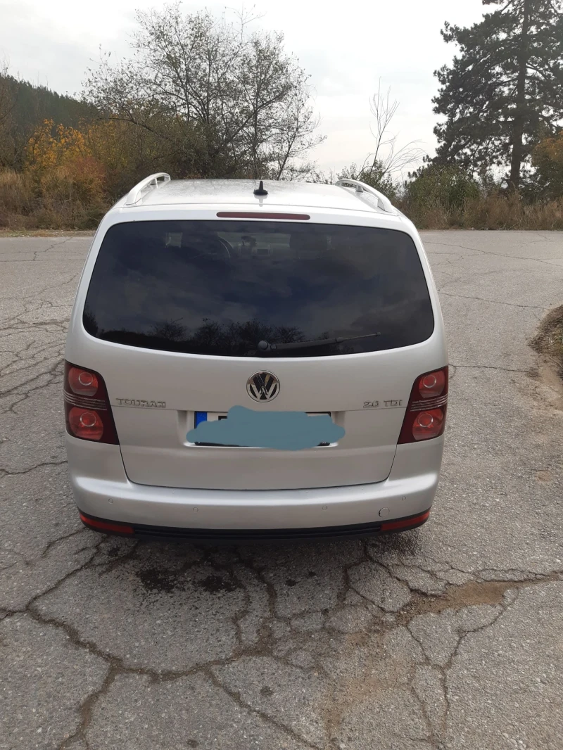 VW Touran, снимка 2 - Автомобили и джипове - 52606420