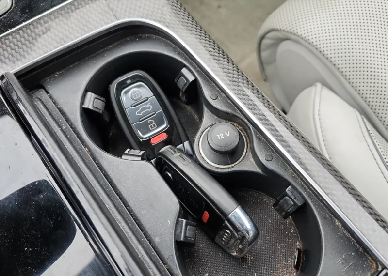 Audi S8 PLUS, снимка 6 - Автомобили и джипове - 52457739