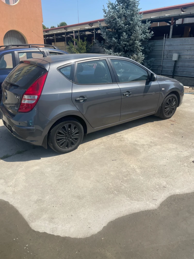 Hyundai I30, снимка 3 - Автомобили и джипове - 53273683