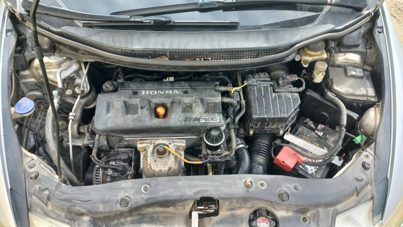 Honda Civic 1.8, снимка 12 - Автомобили и джипове - 53392707