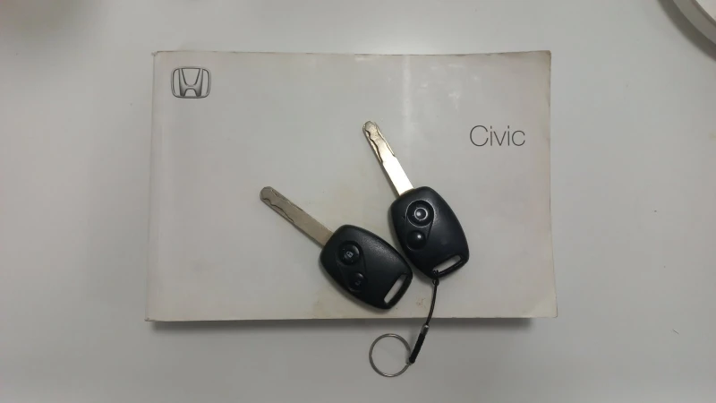 Honda Civic 1.8, снимка 14 - Автомобили и джипове - 53392707