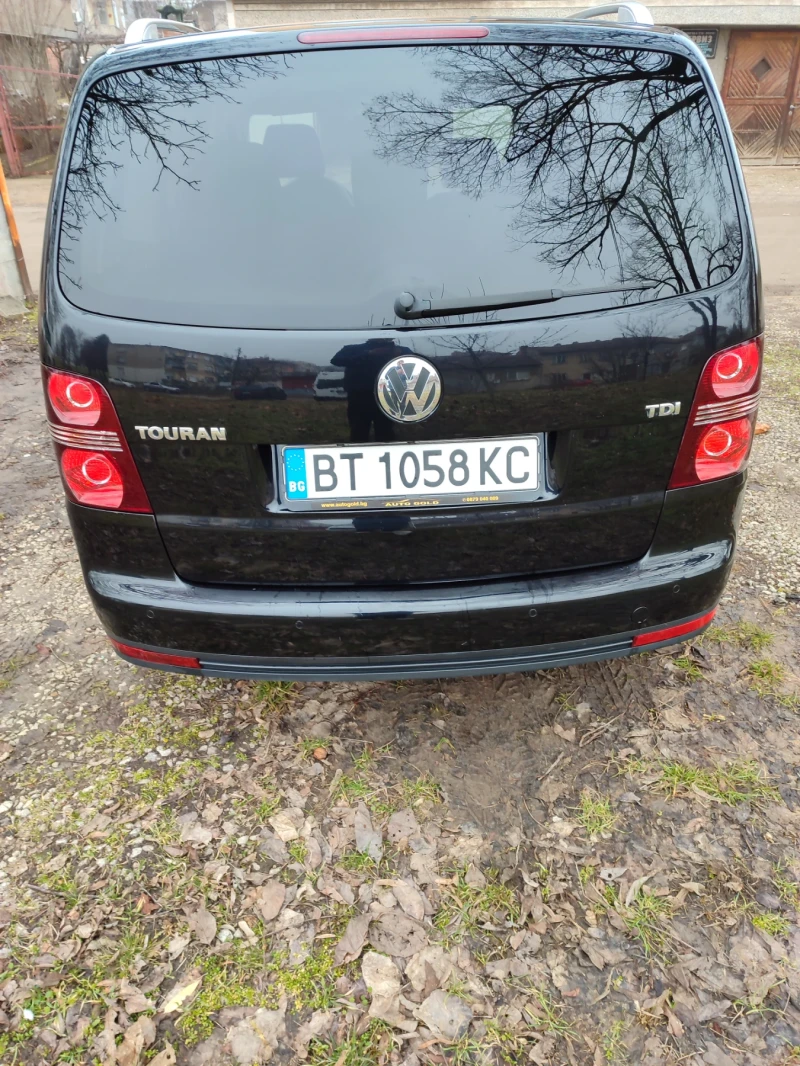 VW Touran Ван, снимка 2 - Автомобили и джипове - 53463499