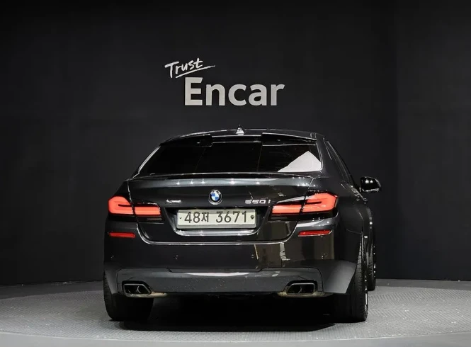 BMW 550 xDrive - изображение 4