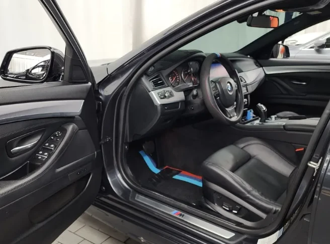 BMW 550 xDrive - изображение 10