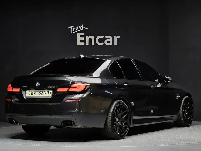 BMW 550 xDrive - изображение 2