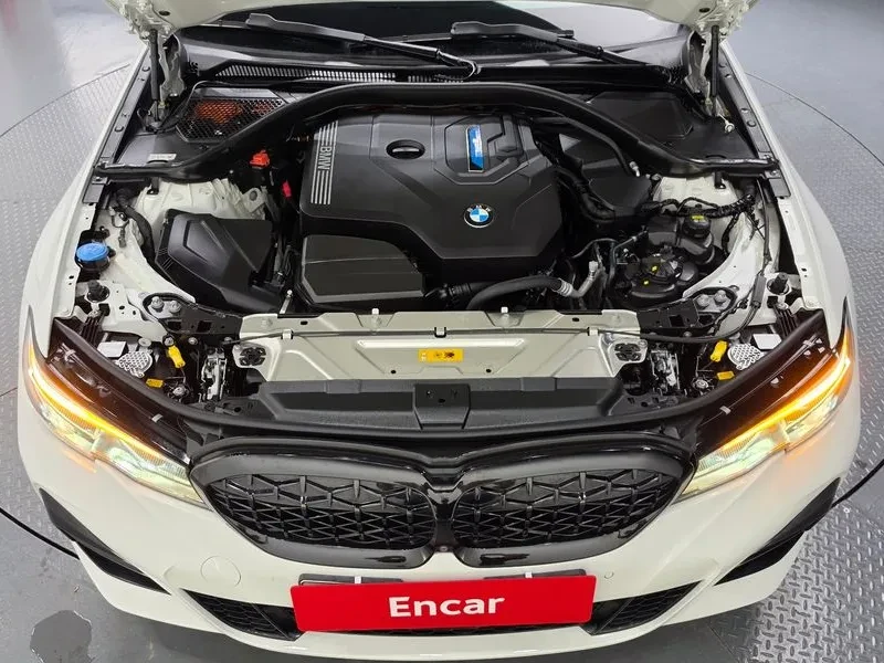 BMW 330 M Sports Hybrid - САМО 30% АВАНС, снимка 5 - Автомобили и джипове - 55991876