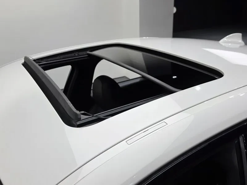 BMW 330 M Sports Hybrid - САМО 30% АВАНС, снимка 16 - Автомобили и джипове - 55991876