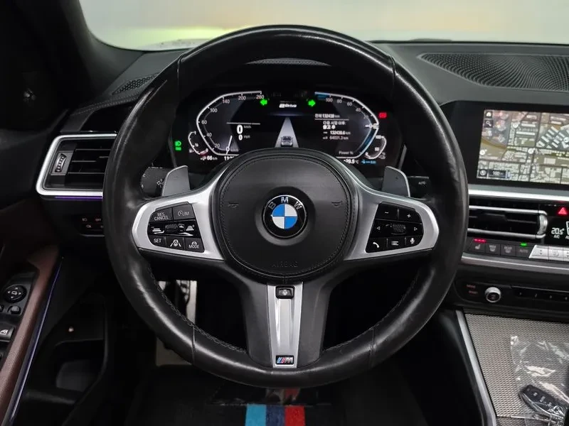 BMW 330 M Sports Hybrid - САМО 30% АВАНС, снимка 12 - Автомобили и джипове - 55991876