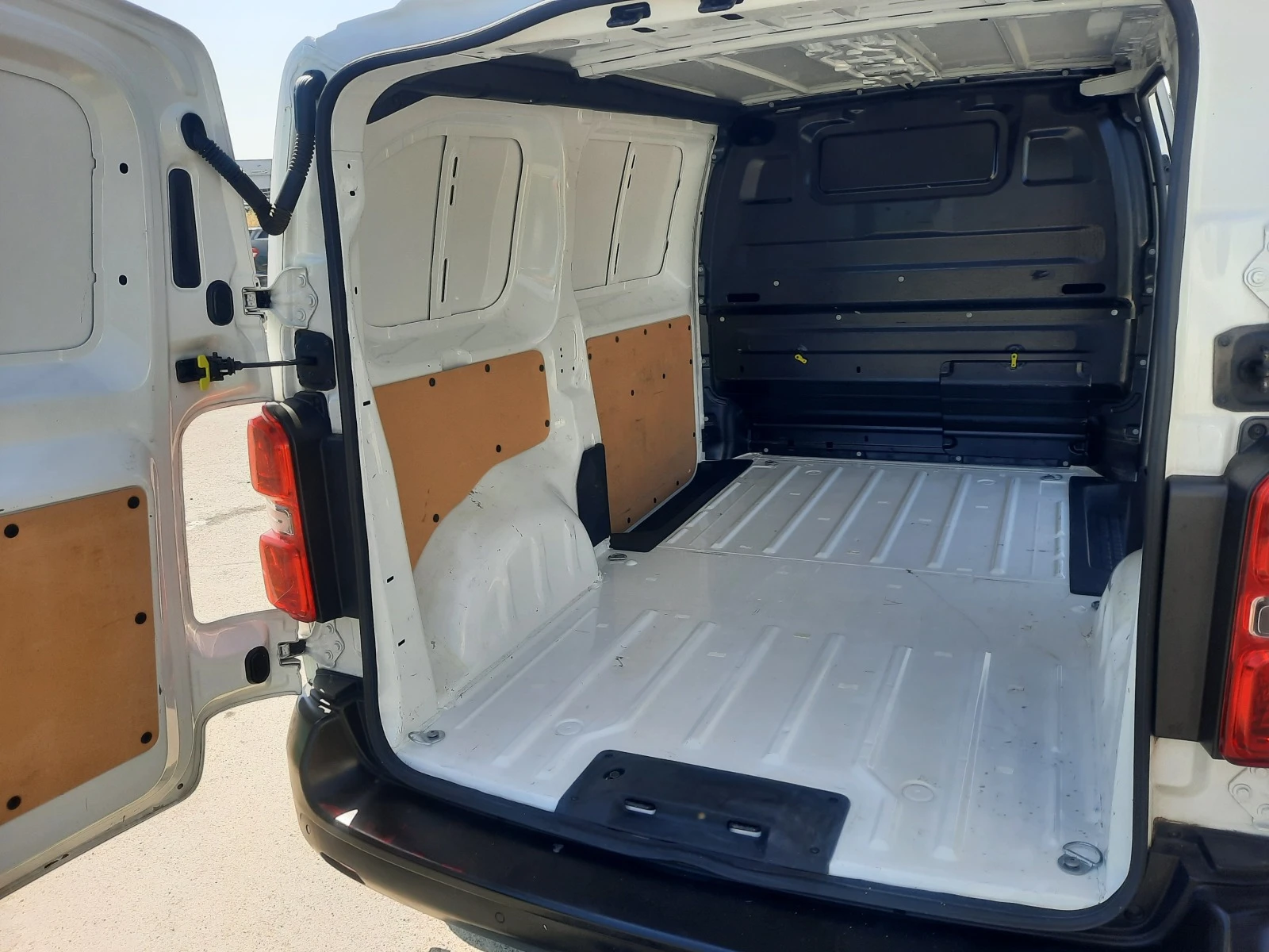 Citroen Jumpy 1, 6 HDI Италия  | Mobile.bg — изображение 13