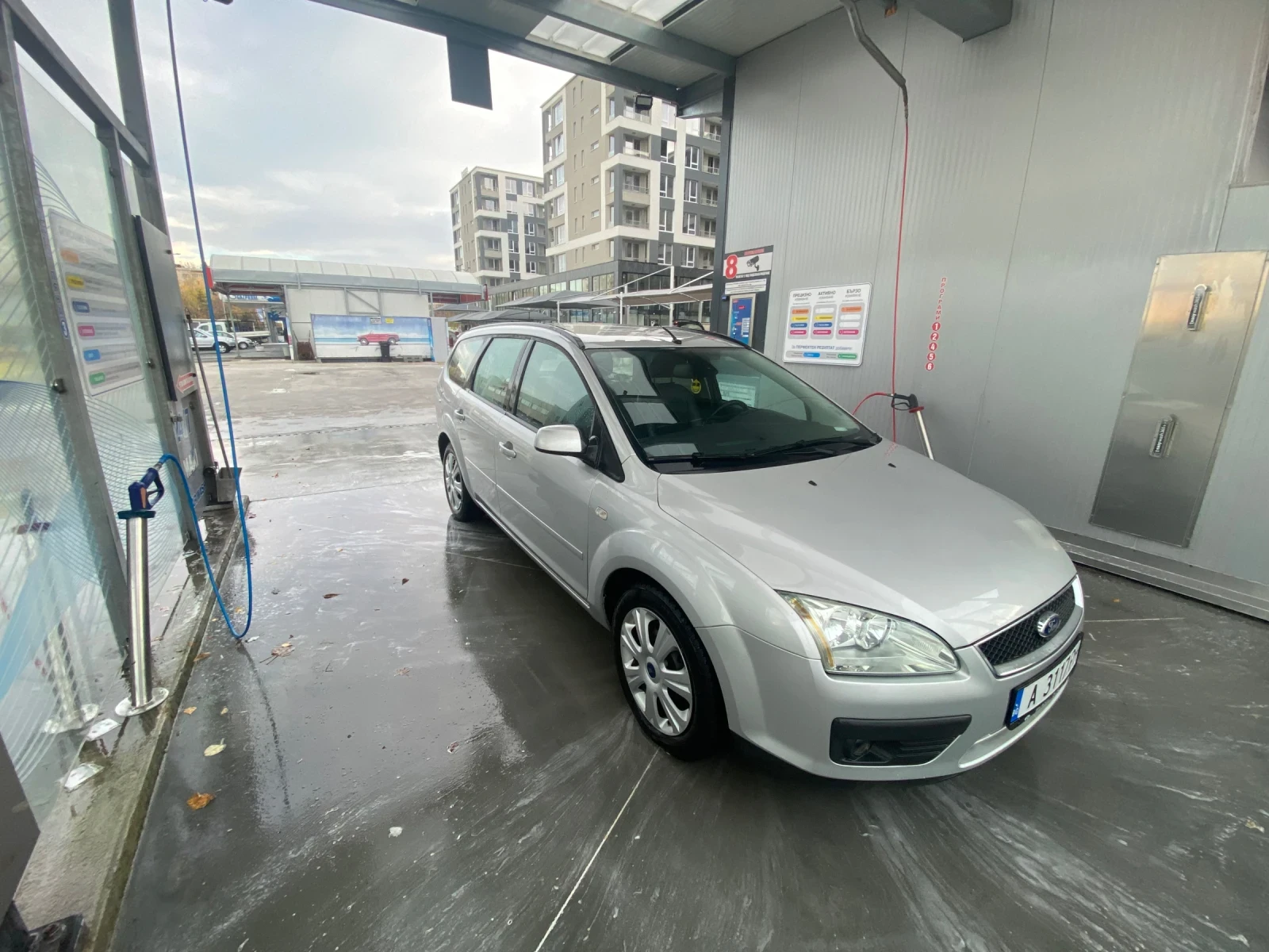 Ford Focus 2.0 TDI TITANIUM - изображение 2