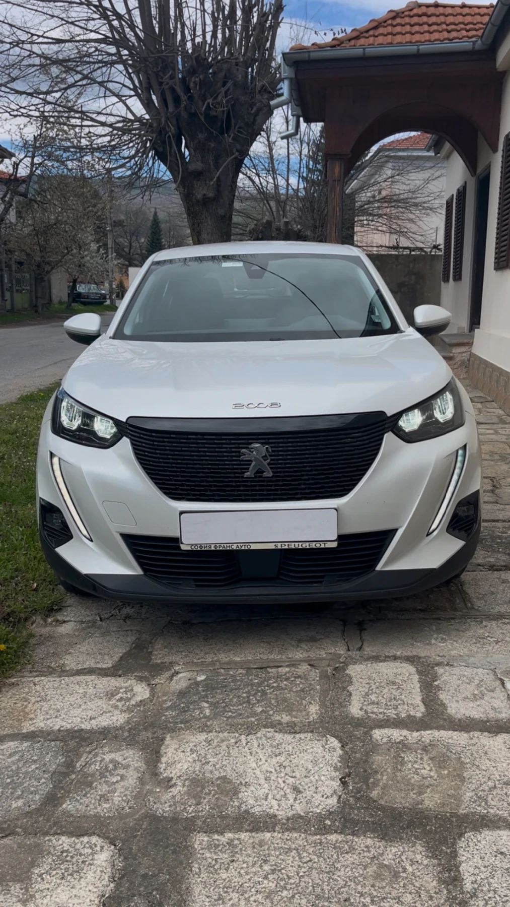 Peugeot 2008 New Line Up Active 1.2 PureTech 130 EAT8 - изображение 2