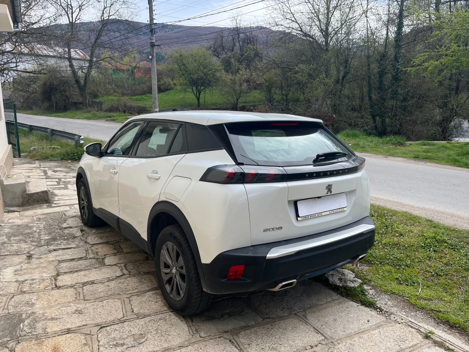 Peugeot 2008 New Line Up Active 1.2 PureTech 130 EAT8 - изображение 3