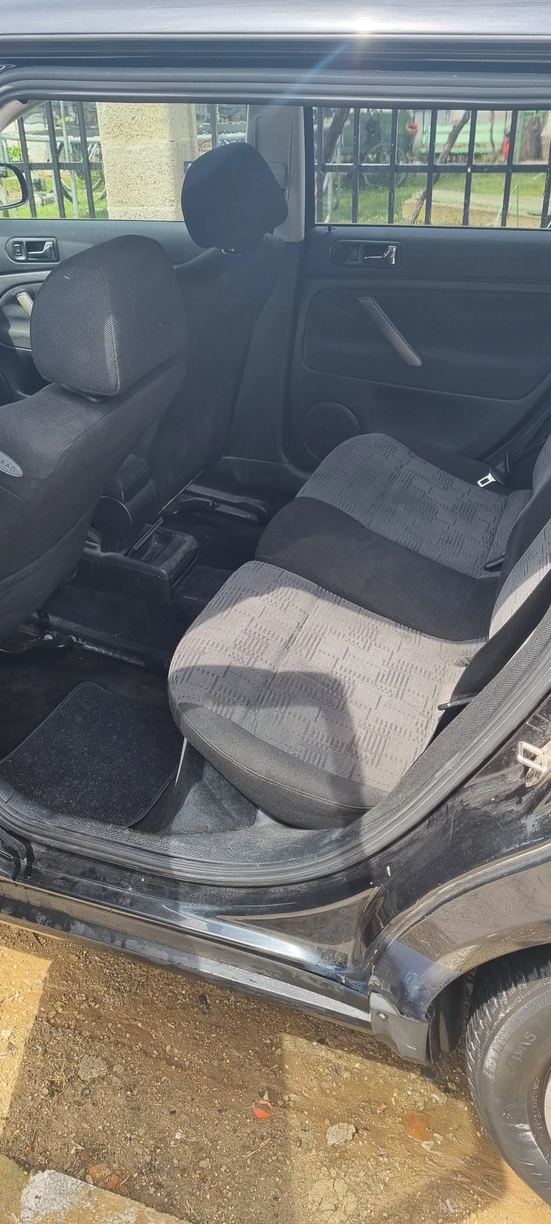 VW Passat 1.8i - изображение 10