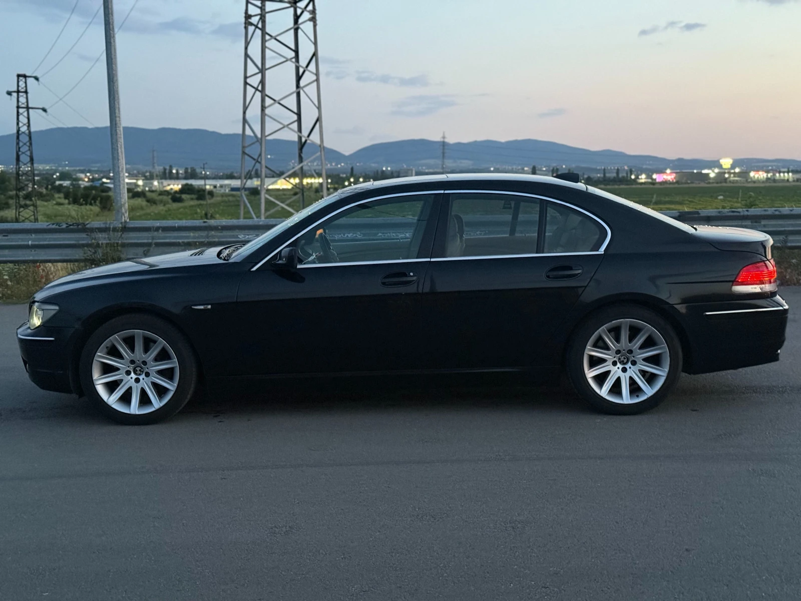 BMW 730  - изображение 2