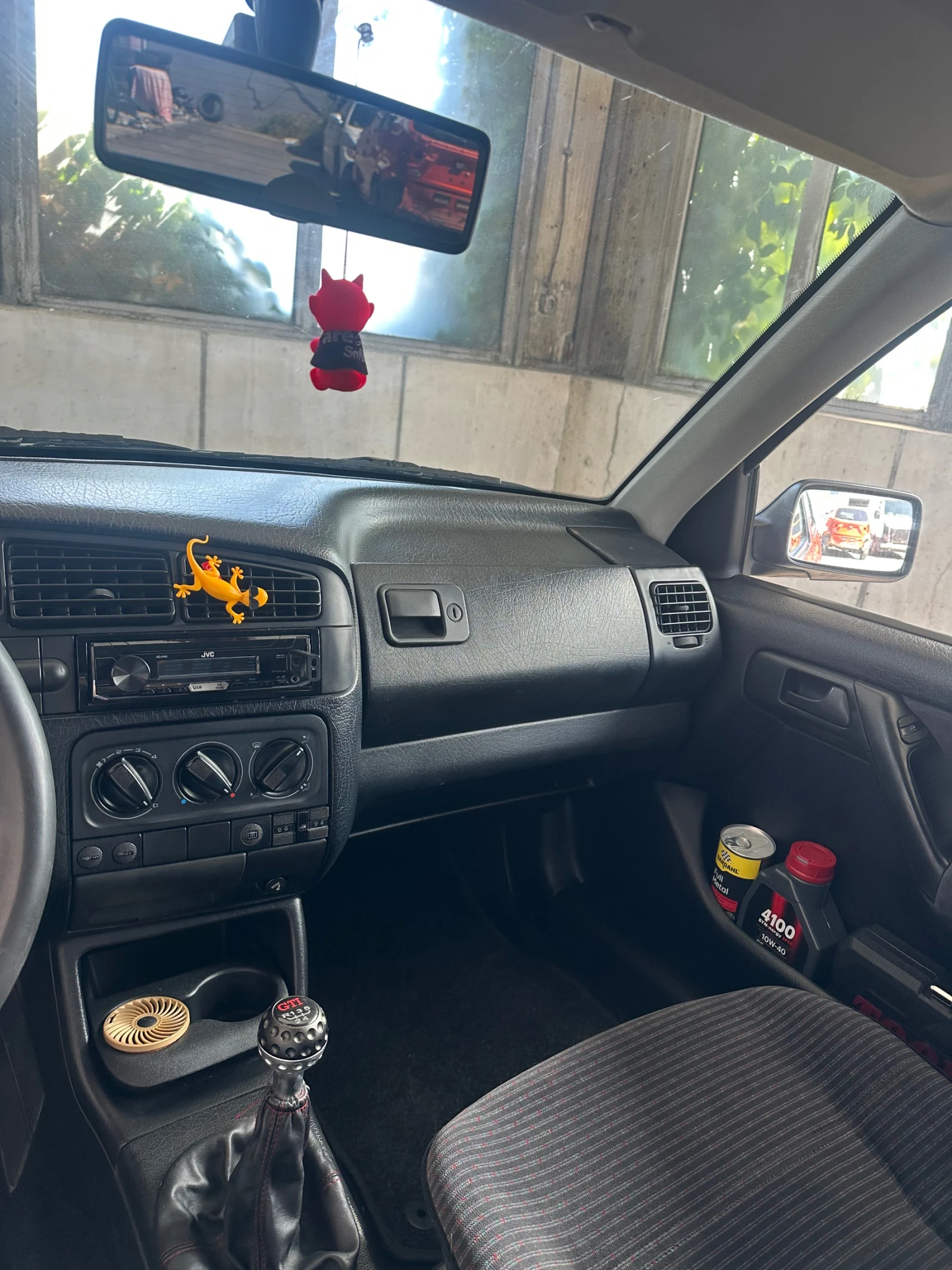 VW Golf  - изображение 7
