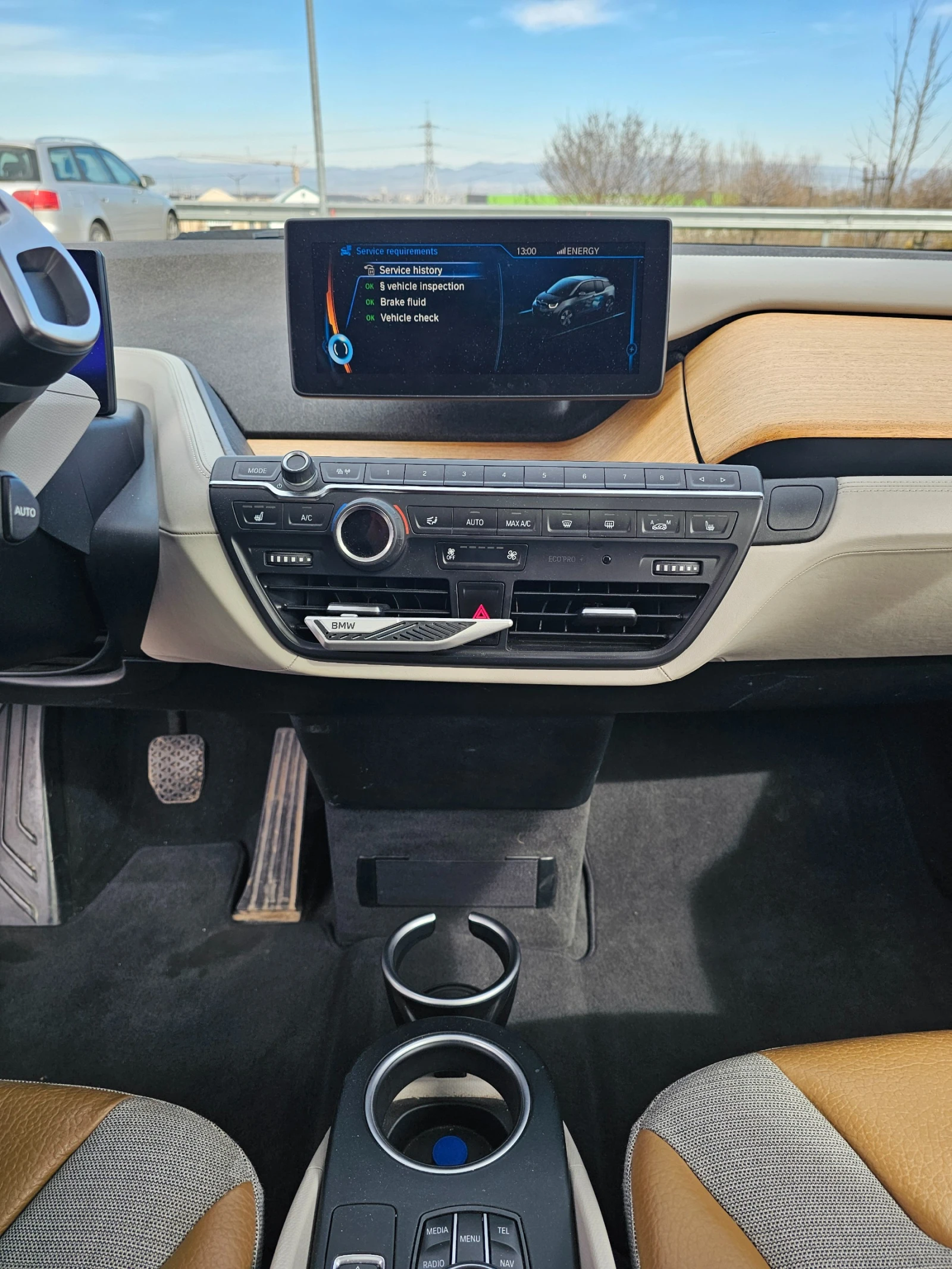 BMW i3 94 Ah Термопомпа, снимка 9 - Автомобили и джипове - 53844910