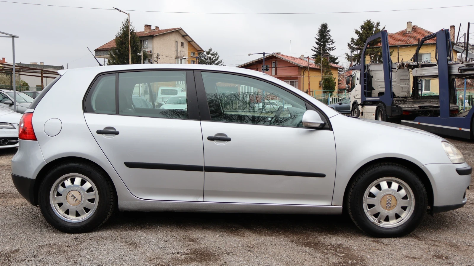 VW Golf 1.9TDI , снимка 4 - Автомобили и джипове - 54036092