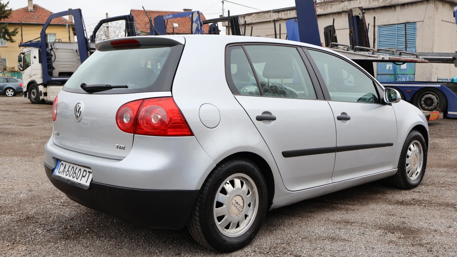 VW Golf 1.9TDI , снимка 5 - Автомобили и джипове - 54036092