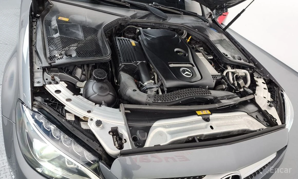 Mercedes-Benz C 200, снимка 6 - Автомобили и джипове - 54144677