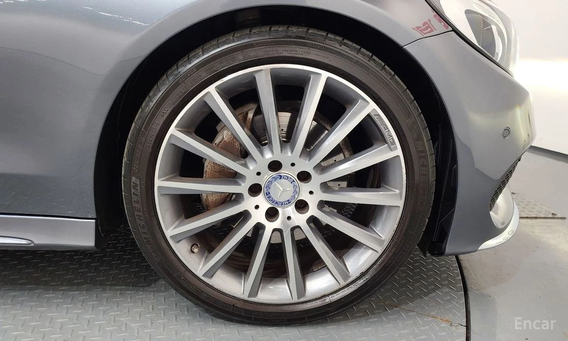 Mercedes-Benz C 200, снимка 5 - Автомобили и джипове - 54144677