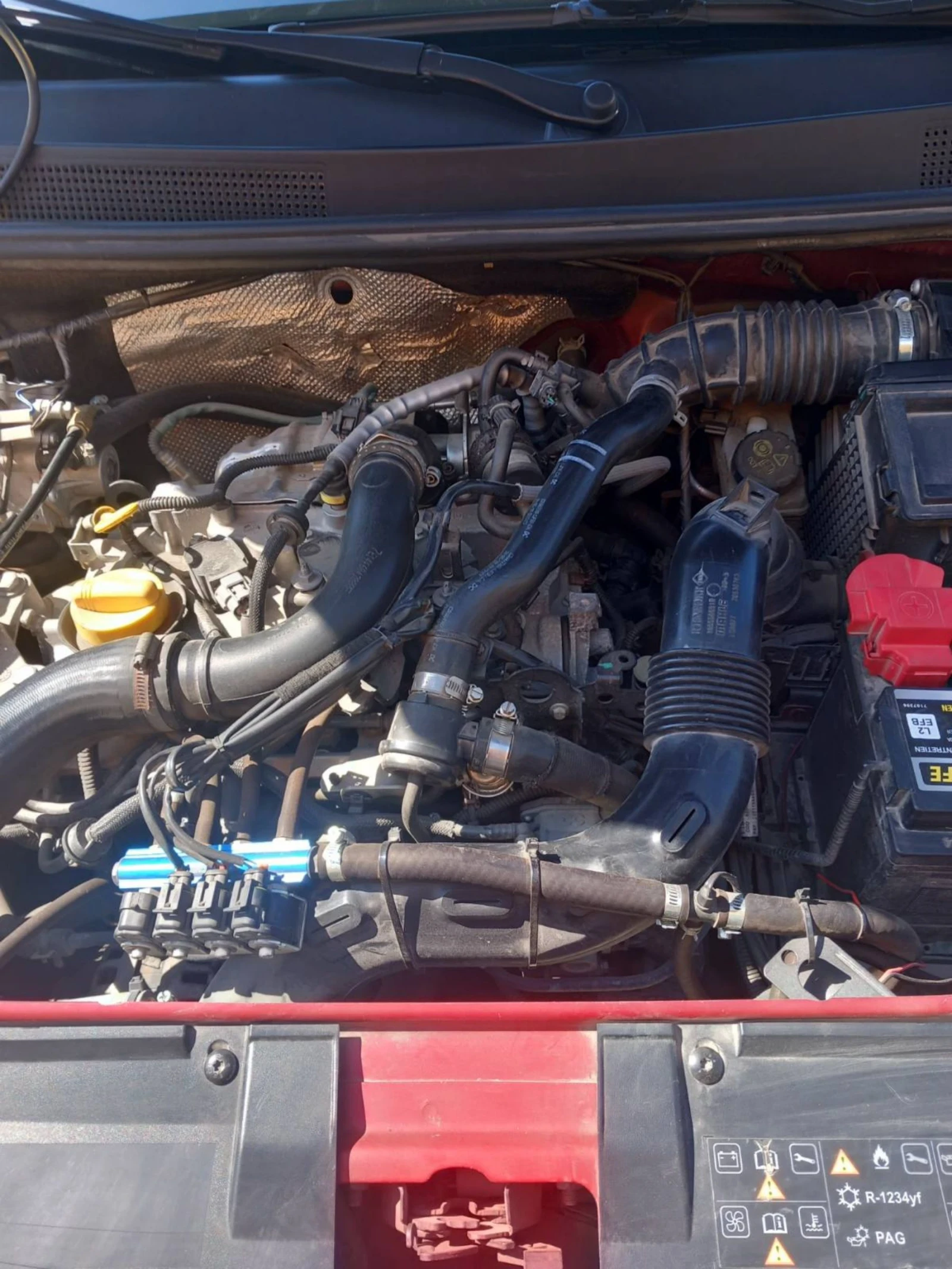 Dacia Logan 900 куб, снимка 4 - Автомобили и джипове - 54477855