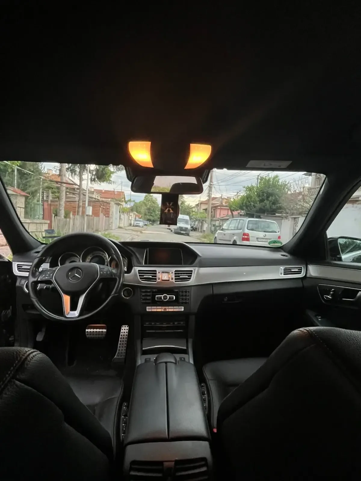 Mercedes-Benz E 350, снимка 8 - Автомобили и джипове - 54634381