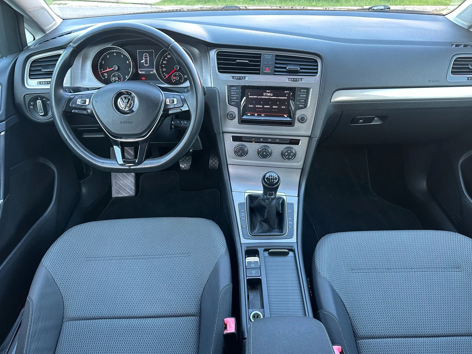 VW Golf 1.4TGi-110к.с-METAN-EURO6-PDC-6скорости, снимка 10 - Автомобили и джипове - 54716188